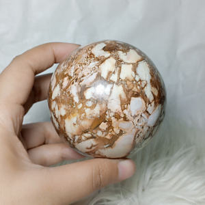 Vente en gros de cristal de guérison artisanal de haute qualité en forme de sphère rose brune d'Indonésie naturelle 5 cm - Product Image 2