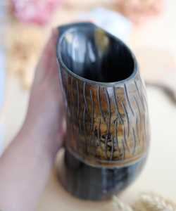 Taza de cuerno para beber vikingo pulida artesanal Natural Original hecha a mano, taza tallada de estilo Animal para vasos promocionales - Product Image 2