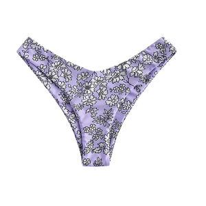 ผู้ผลิตขายส่งชุดบิกินี่ลายดอกไม้สำหรับผู้หญิง เสื้อแบบ Bandeau กางเกงแบบ Thong ผ้าสแปนเด็กซ์ยืดหยุ่น โพลีเอสเตอร์ ชุดบิกินี่สำหรับผู้หญิง - Product Image 5