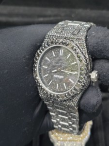 Montre mécanique automatique de luxe VVS Moissanite Diamond Hip Hop Iced Out avec cadran à aiguilles en acier inoxydable et verre saphir - Product Image 2