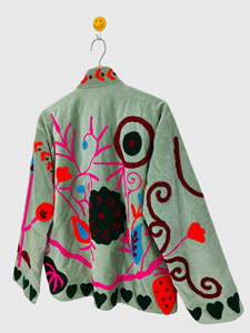 Veste en velours brodée à la main avec des motifs floraux, col montant, manches longues, style bohème chic, taille plus pour femmes, vêtements de printemps - Product Image 5