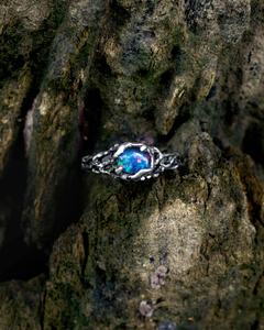 Anillo de Ópalo Australiano Uku, Anillo Grueso de Plata de Ley, Joyería de Ópalo Natural, Inspirado en la Naturaleza, Regalo para el Día de la Madre, San Valentín - Product Image 1