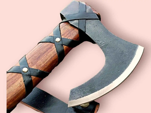 Hacha LEGACY BLADES de Acero al Carbono, Hecha a Mano con Mango de Madera, Hacha Resistente para Camping y Bushcraft - Product Image 4
