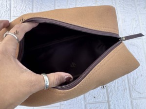 Unique Designer Genuine Leather Zipper Men & Women Toiletry Organizer Travel Cosmetic real Leather <b>Makeup</b> Bags With Handle - Product Image 6