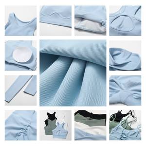 Ensemble de yoga gris pour femme, 2 pièces, couleur unie, haut court à manches longues, pantalon de jogging respirant en coton et élasthanne à taille mi-haute avec cordon de serrage - Product Image 6