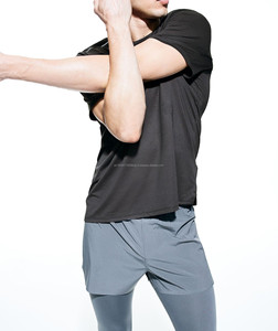 ชุดวอร์มผ้าคอตตอนสีทูโทนสำหรับผู้ชายกางเกงขาสั้นผ้าคอตตอนสี100% สำหรับฤดูร้อนมีโลโก้ - Product Image 2