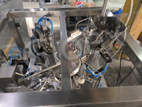 OEM Rotatie Mechanisch Aangedreven Voorgevormde Zakverpakkingsmachine Granulaat Poeder Huisdierenvoer Verpakkingsmachine Snelle Wissel CE RoHS