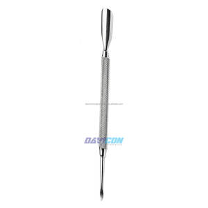 Poussoir à cuticules en acier inoxydable et outil de nettoyage des ongles Source d'alimentation manuelle Instruments chirurgicaux - Product Image 1