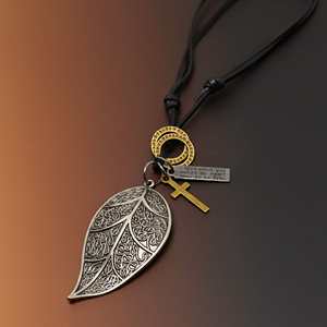 Collar con Colgante de Moda, Colgante de Hoja Etérea de Acero Inoxidable Puro de 2.5 Pulgadas con Cuerda de Cuero Ajustable para Hombres y Niños - Product Image 5