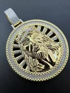 Pendentifs et breloques en argent sterling 925 massif, plaqué rhodium ou finition, avec motif Jésus en moissanite, pour hommes - Product Image 2