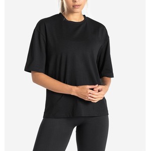 Camiseta de Manga Corta para Mujer, Cuello Redondo, Color Negro Sólido, Talla Grande, Corte Holgado, Tejido de Punto, Largo Regular, Transpirable, para Todas las Temporadas - Product Image 1