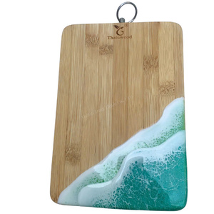 Planche à découper en bois époxy Thanh Tung Thinh, motif océan, avec support, écologique, non toxique, durable, en provenance du Vietnam - Product Image 1