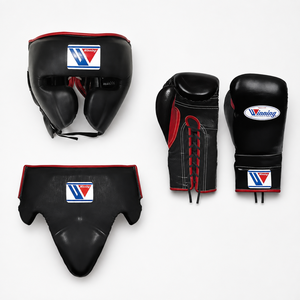Ensemble de gants d'entraînement de boxe en cuir véritable noir, à lacets, avec sangle de poignet réglable, doigts entièrement couverts, personnalisables avec nom, pour arts martiaux - Product Image 1