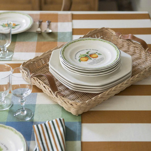 Nouveau design minimaliste idéal pour une décoration de table, plateau rectangulaire tissé à la main avec plateau en verre trempé en rotin. - Product Image 6