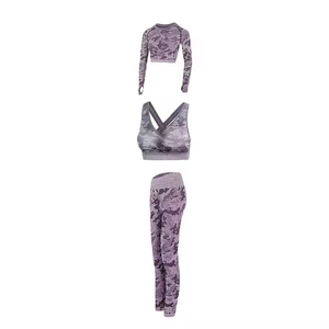 Ensemble de yoga camouflage menthe, legging taille haute et crop top dos nageur à col en V profond, 2 pièces, en Spandex et Polyester, extensible dans les quatre sens - Product Image 3
