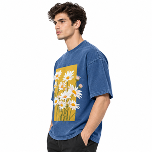 T-shirt graphique vintage bleu délavé à l'acide avec des marguerites blanches et des motifs botaniques jaunes, style streetwear moderne - Product Image 3