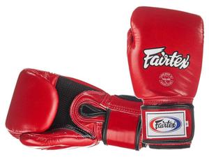 นวมชกมวยหนังแท้สีแดง Fairtex แบบรัดข้อมือด้วยแถบตีนตุ๊กแก กันลม กันลื่น ระบายอากาศได้ดี อุปกรณ์ฝึกซ้อมสำหรับผู้ใหญ่ ใช้ได้ทั้งชายและหญิง - Product Image 2