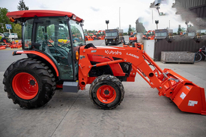 Tractor 2026 MX5400HSTC Premium, Listo para Exportación, Equipo de Servicio Pesado, Suministro a Granel, 210HP, Tracción 4x4, Transmisión por Engranajes, Origen Texas - Product Image 4