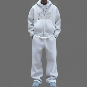 Ensemble de survêtement unisexe blanc à capuche avec fermeture éclair intégrale, logo imprimé strass scintillant, coupe décontractée ample, en molleton 100 % coton - Product Image 1