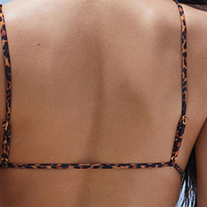 Conjunto de Bikini con Estampado de Leopardo, Traje de Baño de Dos Piezas para Mujer, Top Triangular con Detalle de Cordón Lateral Ajustable - Product Image 4