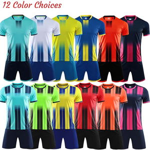 เสื้อฟุตบอลชายสีขาวน้ำเงินแบบสั่งทำพิเศษ แขนสั้น ระบายอากาศได้ดี ชุดทีมแบบซับลิเมชั่น พร้อมชื่อและหมายเลข สำหรับทุกฤดูกาล ผู้ใหญ่ - Product Image 5