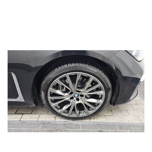 BMW Série 7 740d XDrive M Sport Novembre 2021 134 996 km Automatique Diesel Sièges en cuir Volant à gauche Caméra arrière - Product Image 4