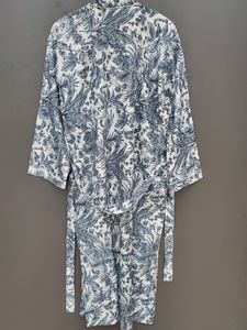เสื้อคลุมสปาผ้าฝ้ายพิมพ์ลายใบไม้สไตล์วินเทจและชุดคลุมชายหาด - Product Image 4