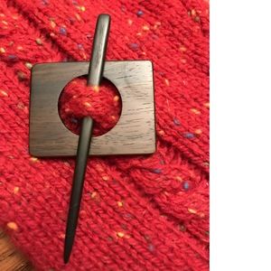 Wooden <b>Shawl</b> <b>Pins</b> Round Knitting Stitch Marker Handmade Scissor Holders <b>for</b> Scarf Yarn Work - Product Image 5