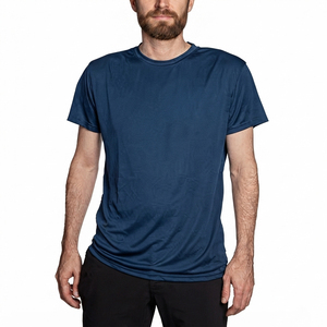 เสื้อยืดแรชการ์ดพิมพ์ลาย UPF 50+ สำหรับผู้ชาย สีสันปรับแต่งได้ ผลิตจากโพลีเอสเตอร์ผสมสแปนเด็กซ์ ไร้ตะเข็บ แห้งเร็ว แขนสั้น คุณภาพสูง - Product Image 1