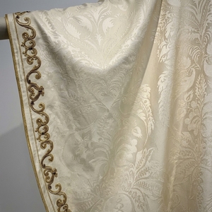 Chasuble brodée en jacquard crème, vêtement de prêtre en polyester, costume d'église, personnalisation OEM - Product Image 4
