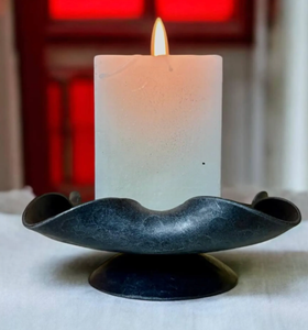 <b>Top</b> Selling Oval Design Metal Candle stand Holder High Quality Handmade Eco-Friendly Black Home Hotel Party Decoration - Product Image 3