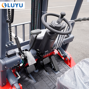3000kg Capacity diesel Forklift <strong>Truck</strong> with Bale <strong>Clamp</strong> Attachment for Recycling Industry Heavy Load Efficient Operation - Product Image 5