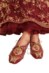 Pakistan Manufactured New Design Women <b>Khussa</b>-Fashion Trend Printed Anti-Slippery Custom Made Raw Silk Upper Velvet Lining - Product Image 3