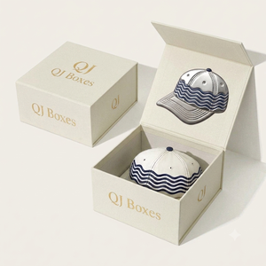 Boîte cadeau pour casquette de baseball avec logo personnalisé en relief, fermeture magnétique étanche, matériaux recyclés écologiques, avec doublure en éponge - Product Image 5