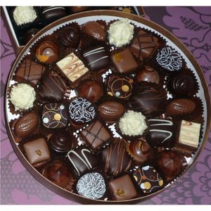 Plateau de service de luxe en métal doré avec poignée, plateau décoratif pour fruits, chocolats et bonbons, idéal pour centre de table de mariage - Product Image 2