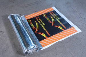 Rouleau de membrane de toiture imperméable en asphalte HDPE auto-adhésif pour la construction de bâtiments résistant à la chaleur et à la corrosion pour toit plat - Product Image 6