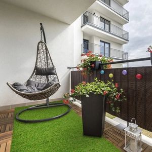 Gazon artificiel réaliste 6ftx10ft 0.8in pour intérieur et extérieur, tapis en herbe synthétique avec trous de drainage, fausse pelouse pour aménagement paysager et plantes d'extérieur - Product Image 6