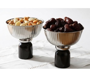 Tazón para servir chocolate de acero inoxidable de alta calidad, con logo personalizado, dorado pulido, para servir dulces, soporte para postres, para decoración del hogar y hoteles. - Product Image 5