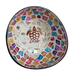 Vente en gros de bols en coquille de noix de coco gravés artisanallement, durables, uniques, polis, écologiques, art moderne - Product Image 1