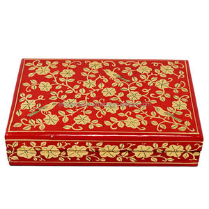 Boîte à bijoux artisanale indienne en papier mâché, peinte à la main avec un motif floral, boîte de rangement durable pour bijoux - Product Image 6