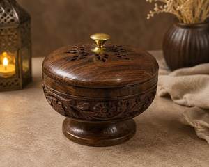 Brûleur d'encens élégant en bois en forme de pyramide avec fermoir en laiton, diffuseur aromatique, boîte décorative en bois - Product Image 3