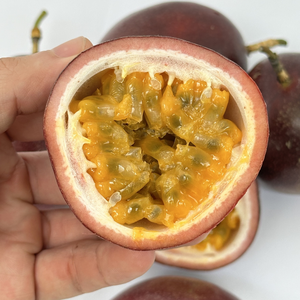 Fruit de la Passion du Vietnam de Qualité Supérieure Grade A, Naturellement Acide et Frais, Petite Taille, Prix de Gros Compétitif - Product Image 3