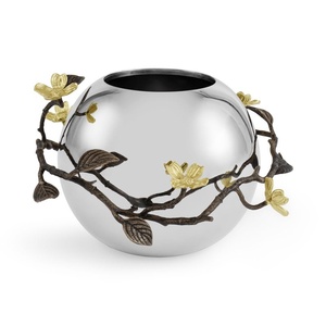 Jarrón de lujo Saleem International 2026 con diseño de granada, color plateado, de metal, con hoja de ginkgo marrón dorado - Product Image 2