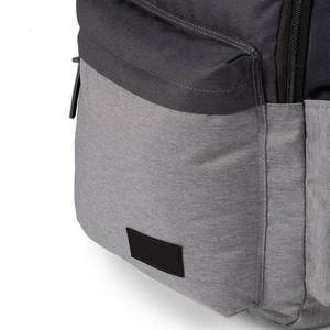 Mochila Impermeable Personalizada con Cierre de Cremallera para Deportes al Aire Libre y Viajes Disponible para la Venta - Product Image 6