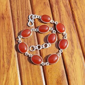 Brazalete Étnico de Latón con Piedras Preciosas Naturales para Protección, Prosperidad y Práctica de Mindfulness, Disponible a un Precio Accesible - Product Image 3