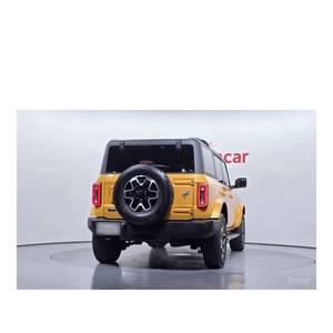 Ford Bronco 2.7 Outer Banks Junio 2023 43,824 km Caja de Cambios Automática Asientos de Cuero con Cámara Trasera - Product Image 4