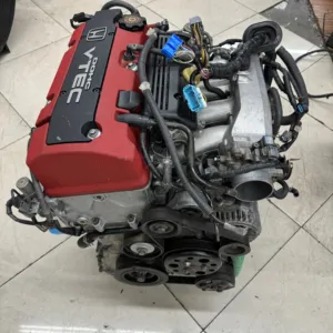 เครื่องยนต์ดีเซล F20C F20C-E ของแท้จากญี่ปุ่นสำหรับรถบรรทุก ใช้เครื่องยนต์แท้รุ่น K13C E13C H07C H07D EH700 EF550 EF750 EK100 - Product Image 1