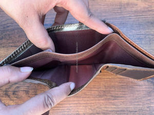 กระเป๋าคลัทช์หนังวัวแท้สำหรับผู้หญิงกระเป๋าคลัทช์หนังวัวแท้ขนาดเล็กดีไซน์ใหม่มีสไตล์แบบตะวันตกขายดี - Product Image 6