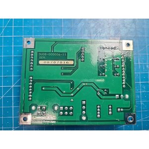 Capteur de température de précision TEL TMB351-1/WSIV 3U81-000006-11, utilisé comme pièce détachée pour équipement semi-conducteur d'époque - Product Image 2