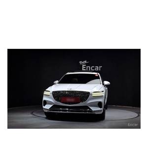 Genesis GV70 2.5T Gasolina 2WD 2024/5 con Caja de Cambios Automática, Asientos de Cuero, Cámara Trasera - 39,079 km - Product Image 3